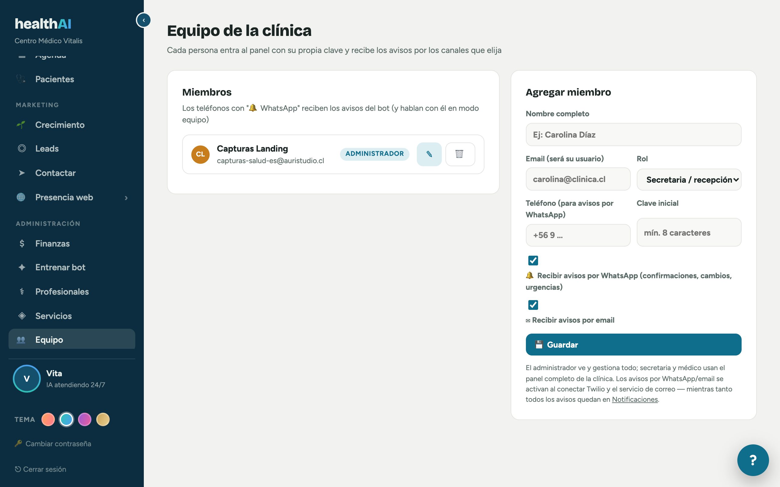 Pantalla real de Equipo con roles y accesos